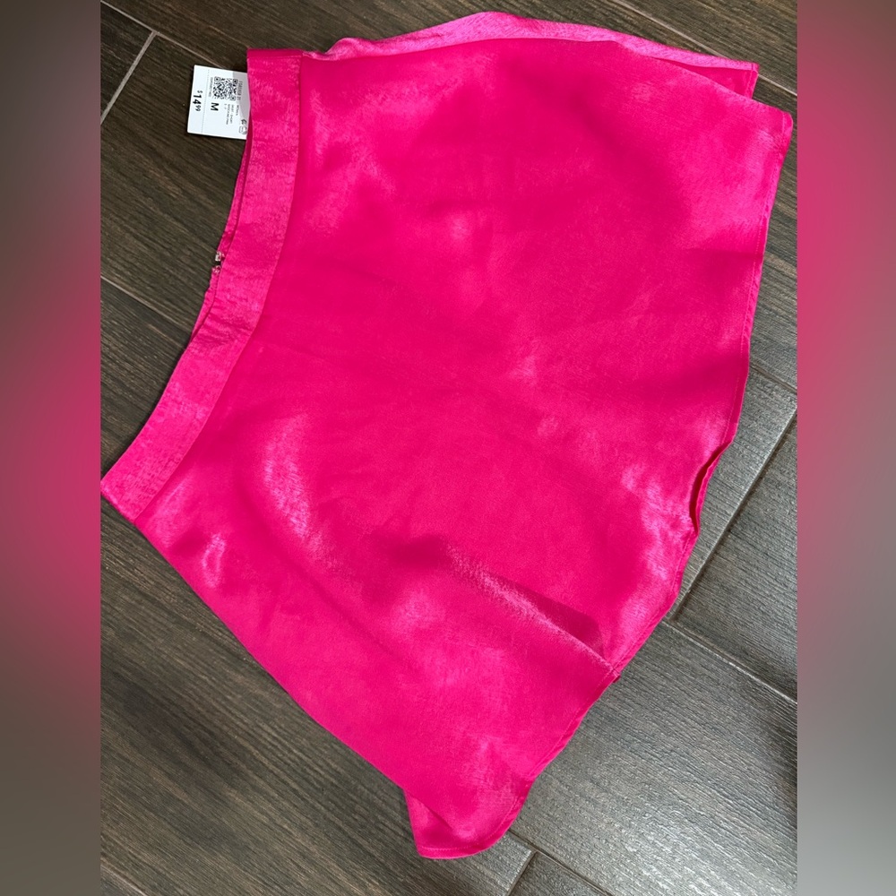 Forever 21 Hot Pink Skirt size M